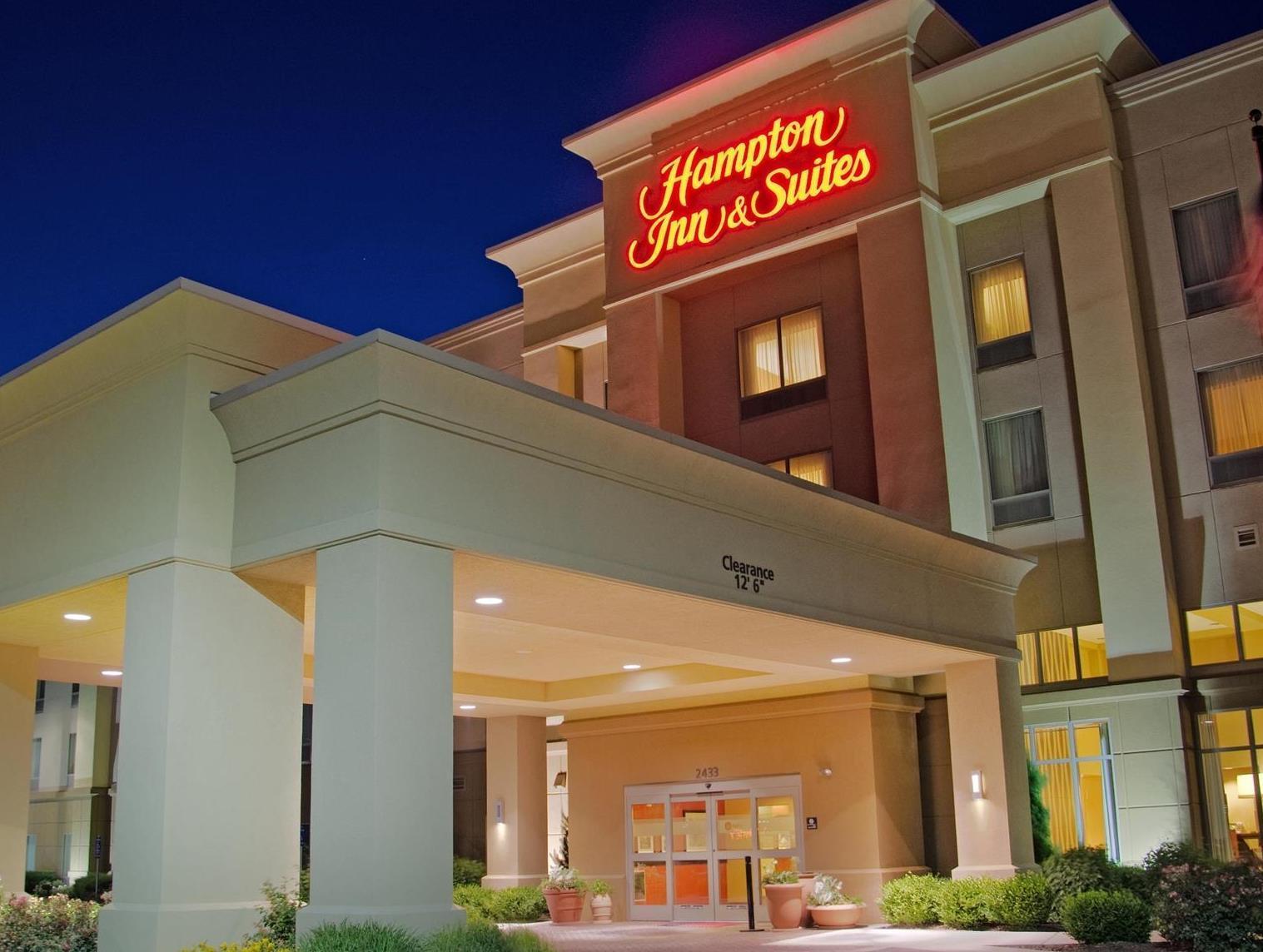 Hampton Inn & Suites Wichita-Northeast מראה חיצוני תמונה