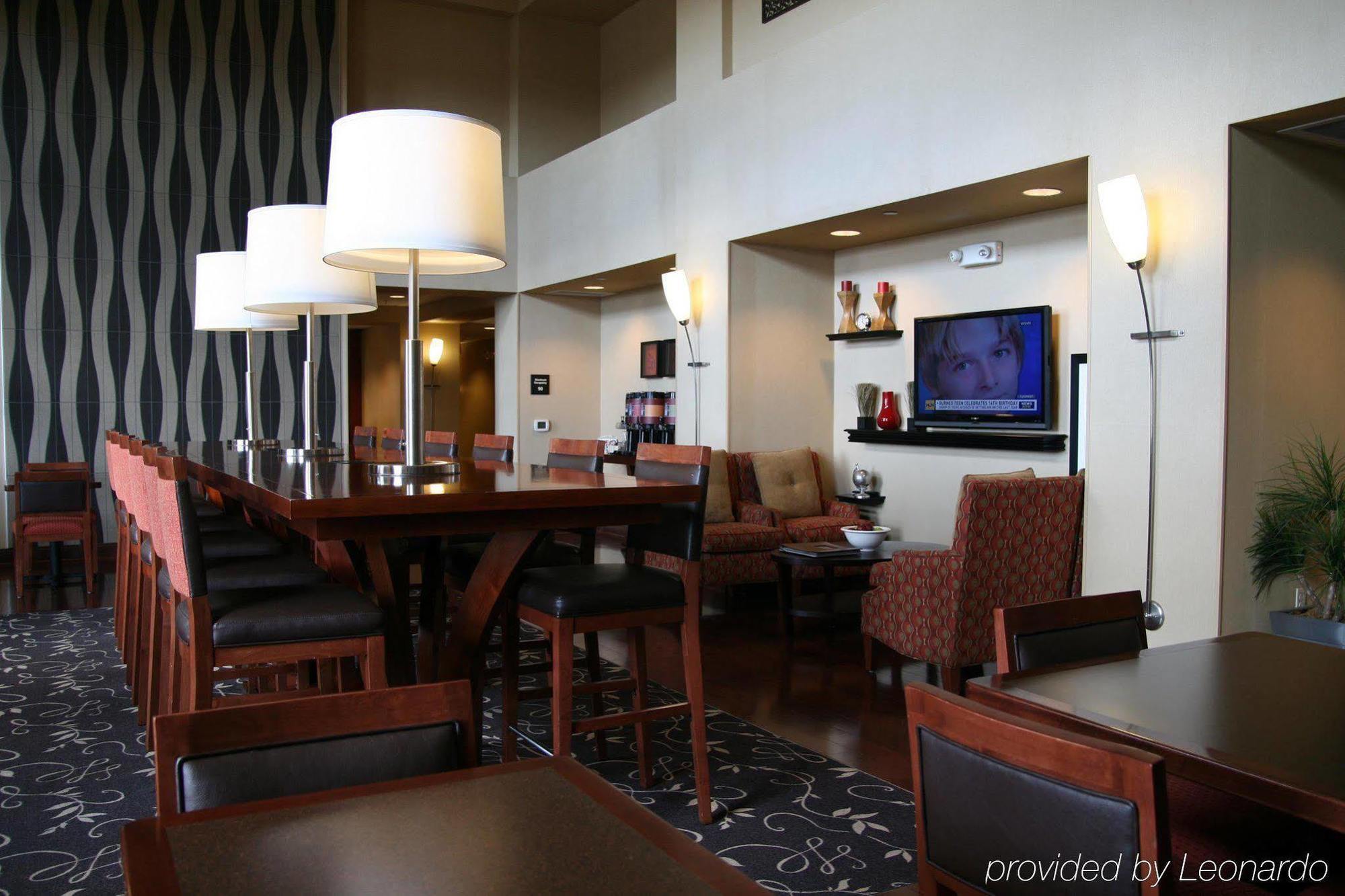 Hampton Inn & Suites Wichita-Northeast מסעדה תמונה