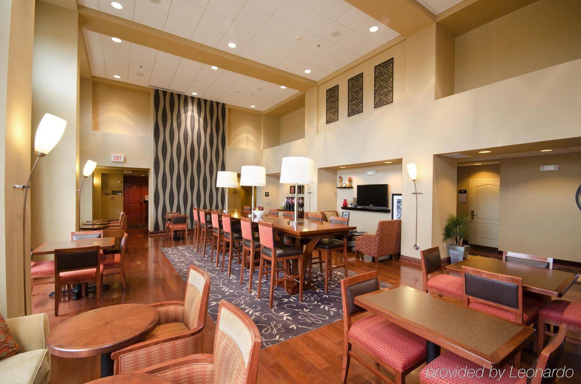 Hampton Inn & Suites Wichita-Northeast מסעדה תמונה