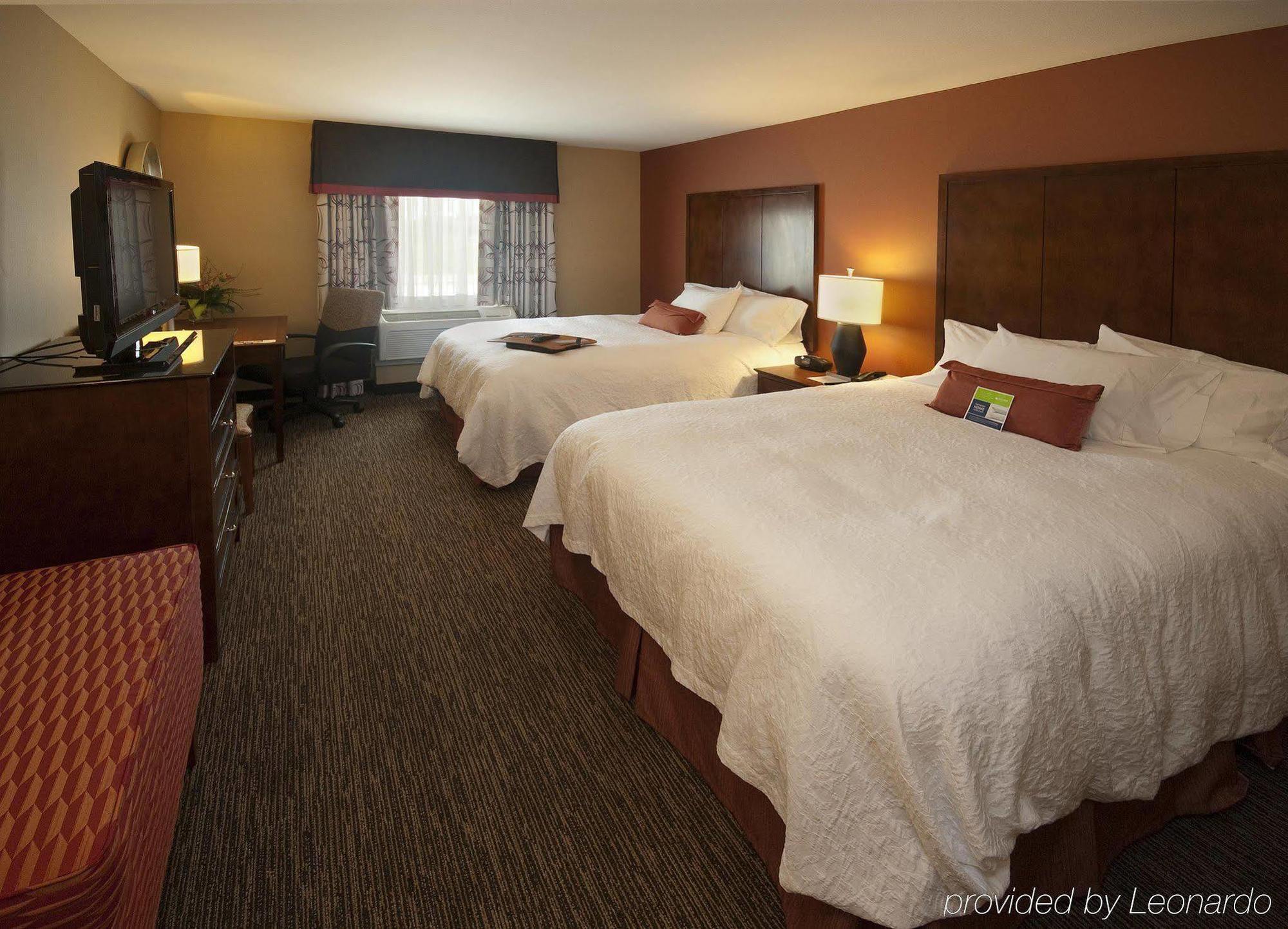 Hampton Inn & Suites Wichita-Northeast חדר תמונה
